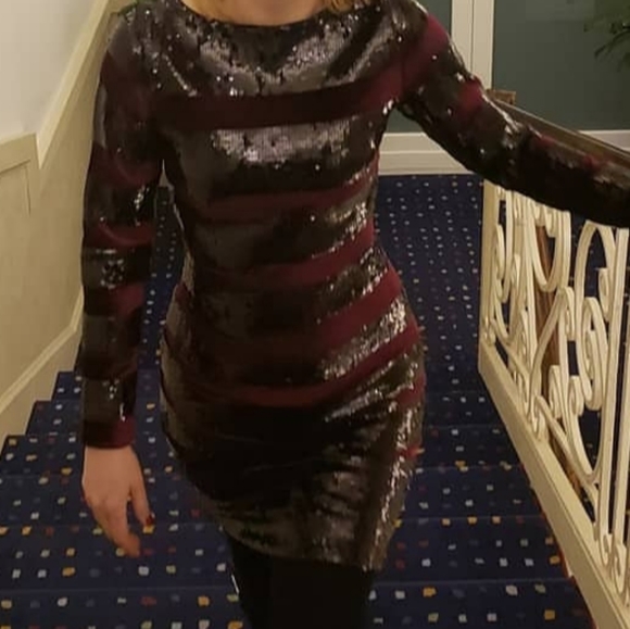 EUC Dress by Reiss - Picture 8 of 8